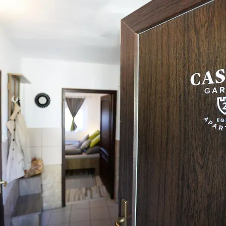 Castle Garden * Eğri